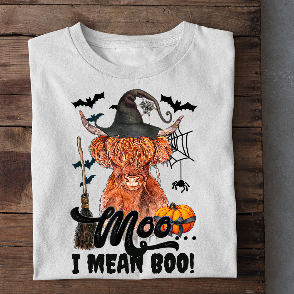 Halloween Highland Cow T-shirt, Moo I Mean Boo, Halloween Gift For Cow Lovers, Cow Farmers, Farmer Gifts