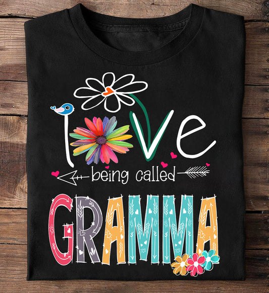 Funny T-shirt, Love Being Called Grandma, Mother's Day Gift For Your Grandma
