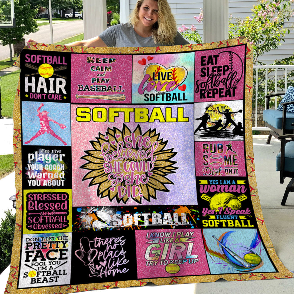 Softball Blanket, Softball She Believed She Could So She Did Fleece Blanket - Sherpa Blanket Gift For Softball Lovers, Softball Players, Softball Girls