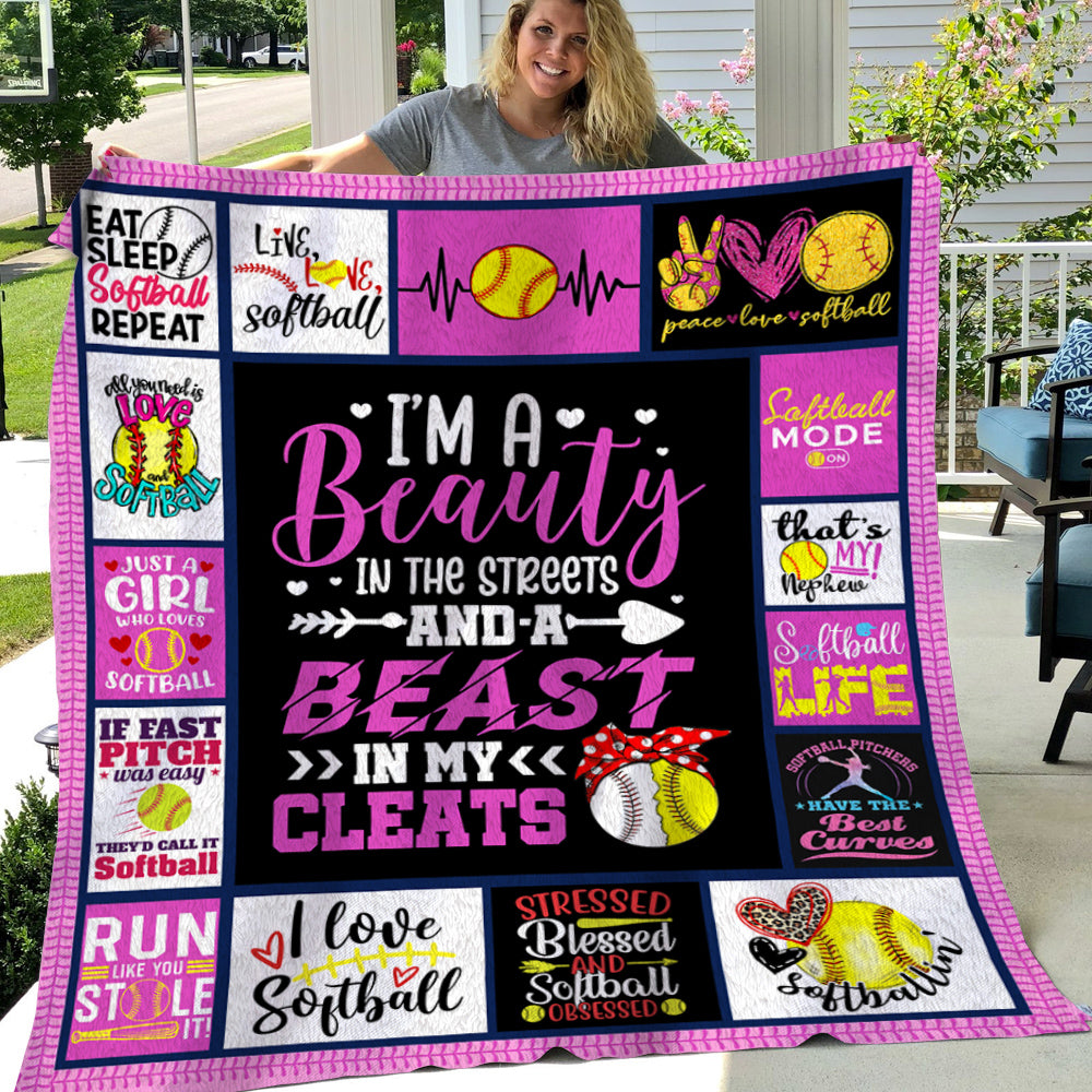 Softball Blanket, I'm A Beauty In The Streets Fleece Blanket - Sherpa Blanket Gift For Softball Lovers, Softball Players, Softball Girls