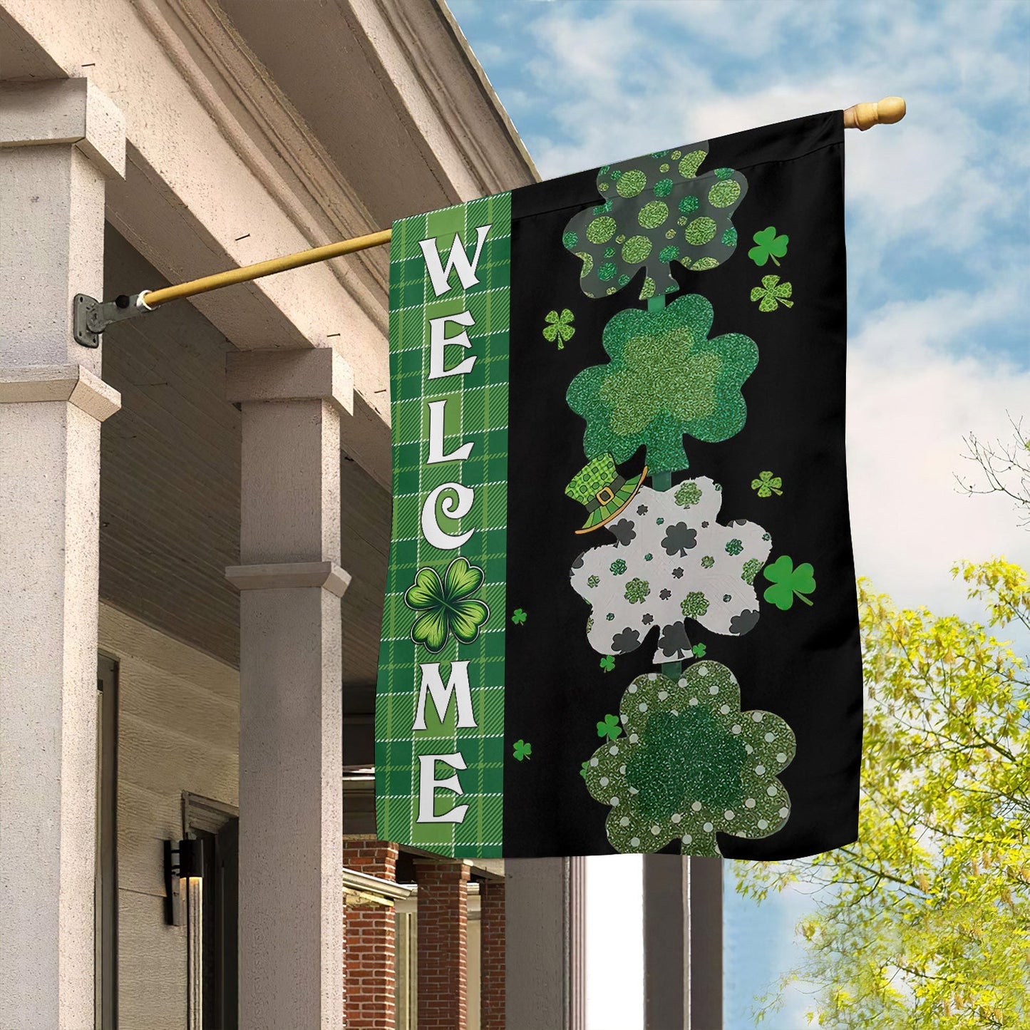 Welcome Lucky Shamrocks, St Patrick's Day Garden Flag & House Flag Gift, St Patricks Day Irish Outdoor Decoration