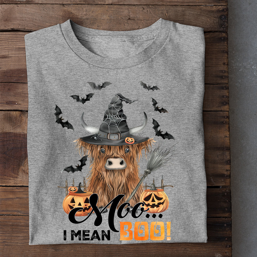 Halloween Highland Cow T-shirt, I Mean Boo, Spooky Season Gift For Cow Lovers, Farmer Tee