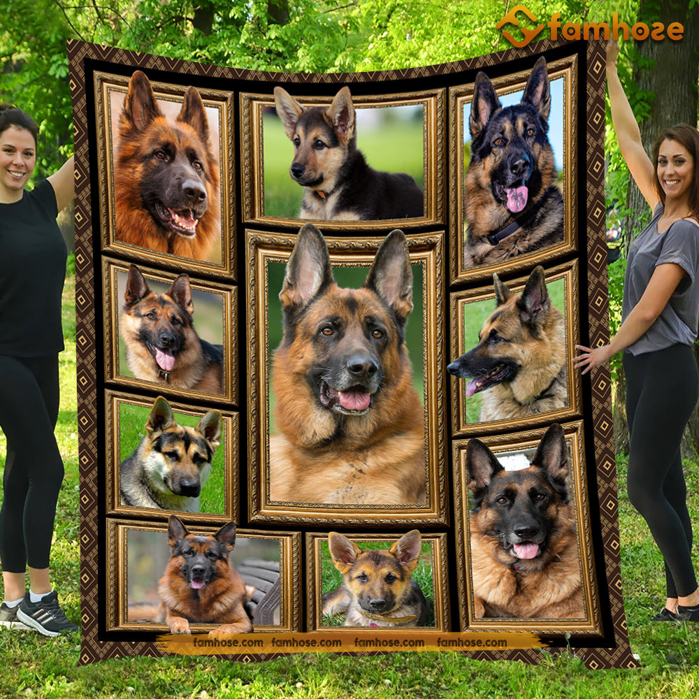 Cool Dog Blanket, Hey Look At Me German Shepherd Fleece Blanket - Sherpa Blanket Gift For Dog Lovers, Dog Owners