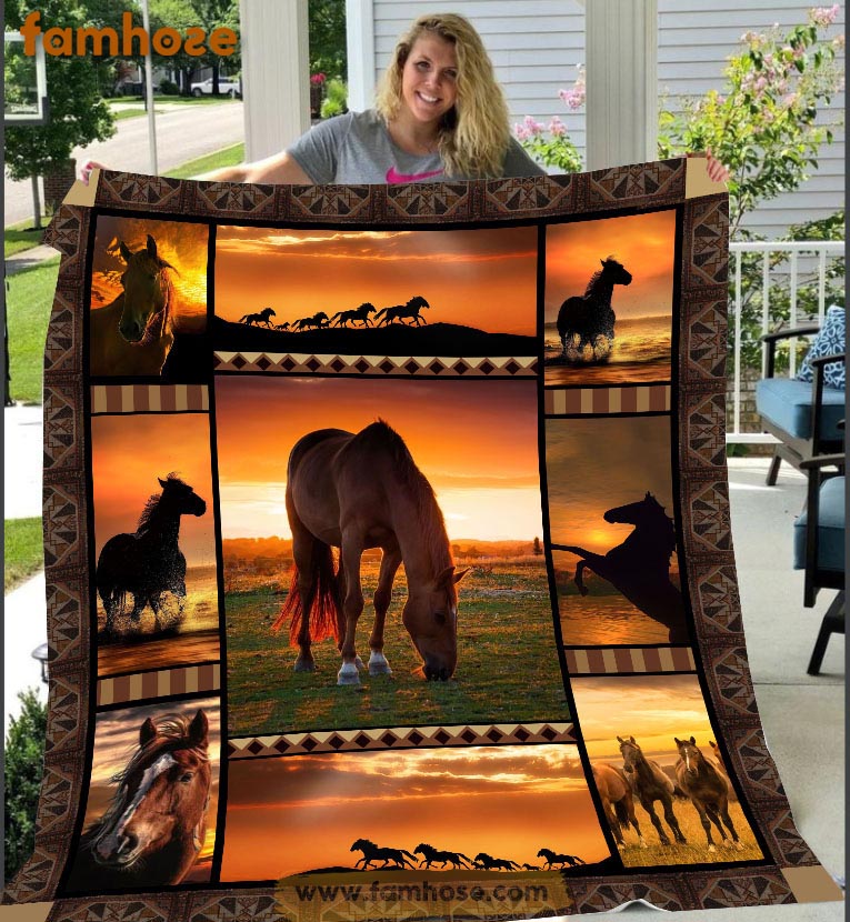 Mother's Day Horse Blanket, Horse Fleece Blanket - Sherpa Blanket Gift For Horse Lover
