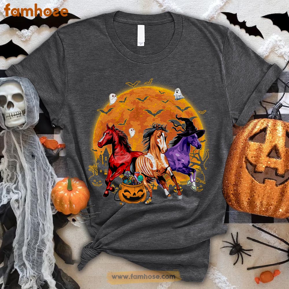 Cool Horse Halloween T-shirt, Horse Santa Costume Halloween Gift For Horse Lovers, Horse Riders, Equestrians