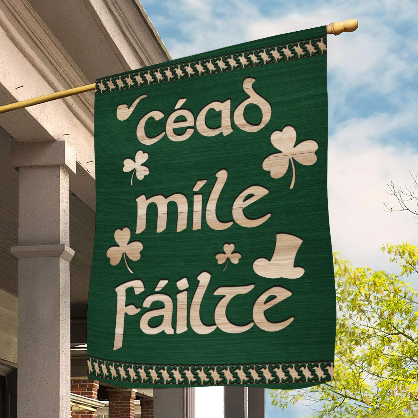 Shamrock Garden Flag & House Flag, Céad Míle Fáilte Outdoor Decor, Patrick's Day Themed Yard Decor Gift For Irish Lovers